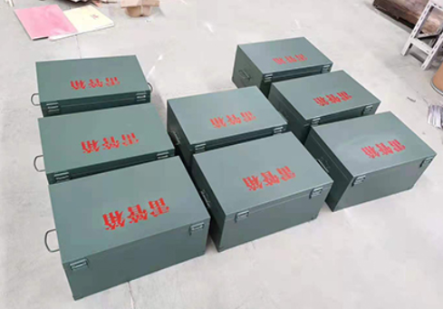 芷江炸药箱和雷管箱一般是怎么存放的？